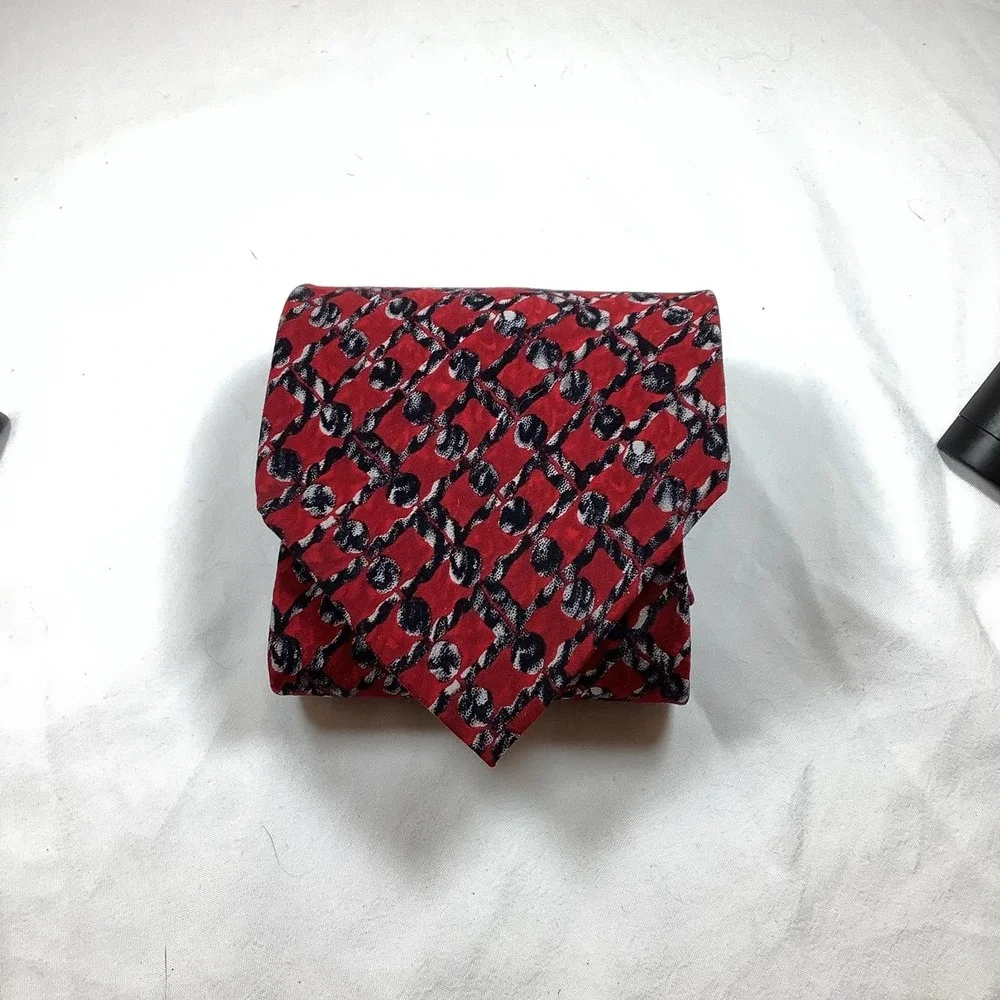 Stonehenge Cocktail Collection Martini Under Microscope Red Silk Tie‎